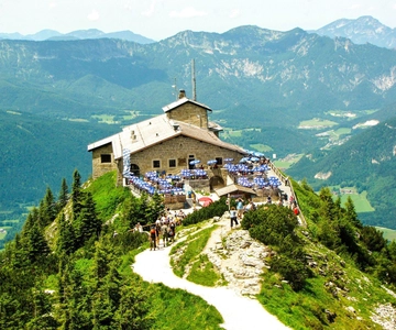 Driver-Guide: Salzburg-Königsee, Salt Mines and Eagle's Nest