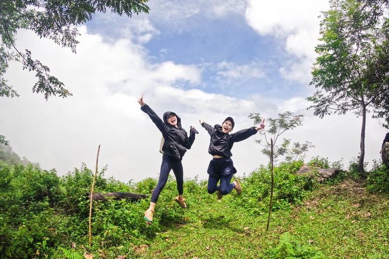 Vang Vieng: Full-Day Jungle Trek, Cave & Waterfall Tour