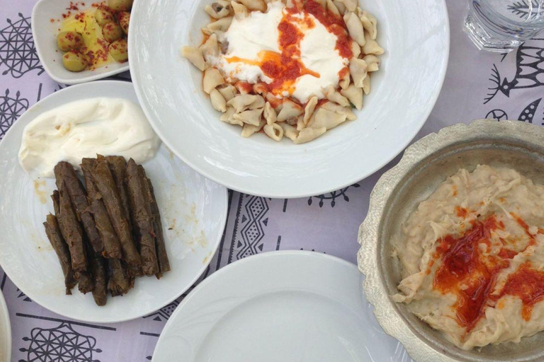 Visita à aldeia de Kusadasi e prova de comida tradicional