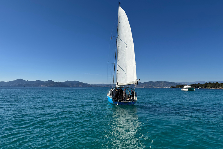 Golf-Juan: Sailing day tour with Snorkeling at the island