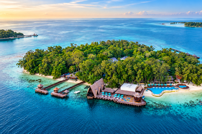 Jakarta: Sepa Thousand Islands Resort with Infinity Pool