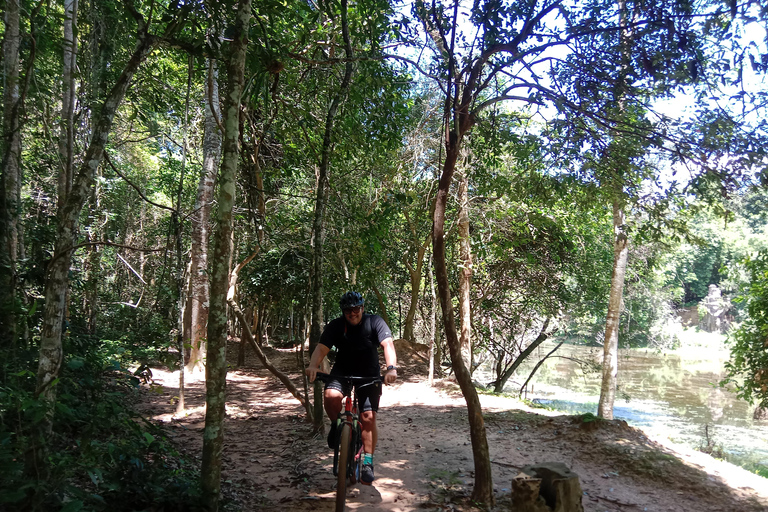 Indiana Jones: Guided Jungle Trails and Temples Bike Tour