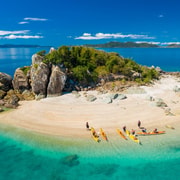 Airlie Beach: Half-Day Island Kayak Tour