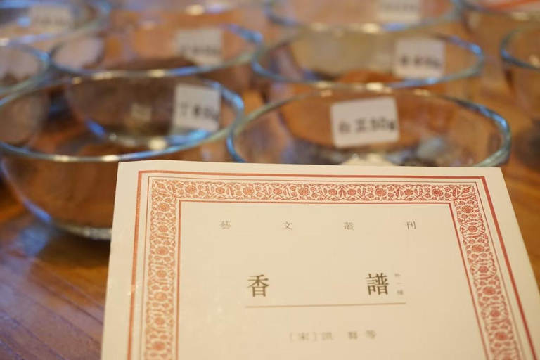 Shanghai: Hands-on Incense Tablet Making Class