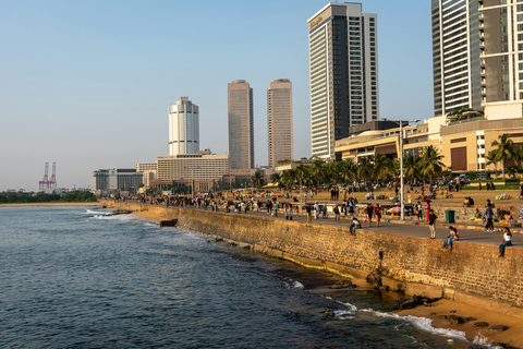 Colombo: Private Tuk-Tuk City Tour with Guide & Tickets Colombo: Private Tuk-Tuk Tour & Authentic Ceylon Tea Tasting