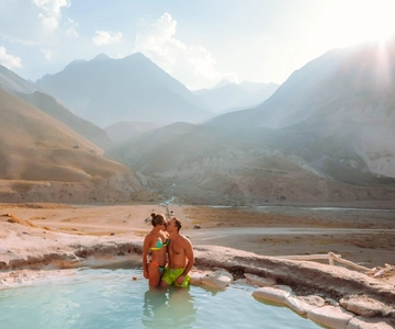 Santiago: Cajón del Maipo Hot Springs & Chilean Barbecue