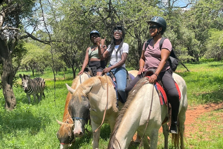 JOHANNESBURGO: Aventura a caballo y en quad