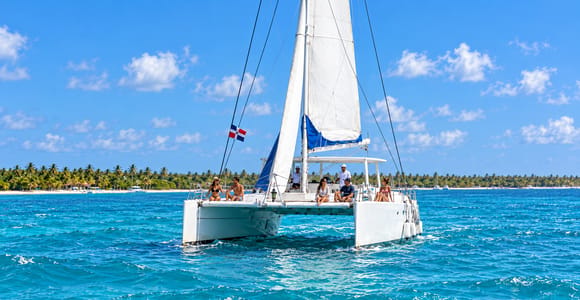 Catalina Island All-Inclusive Beach Day from Punta Cana