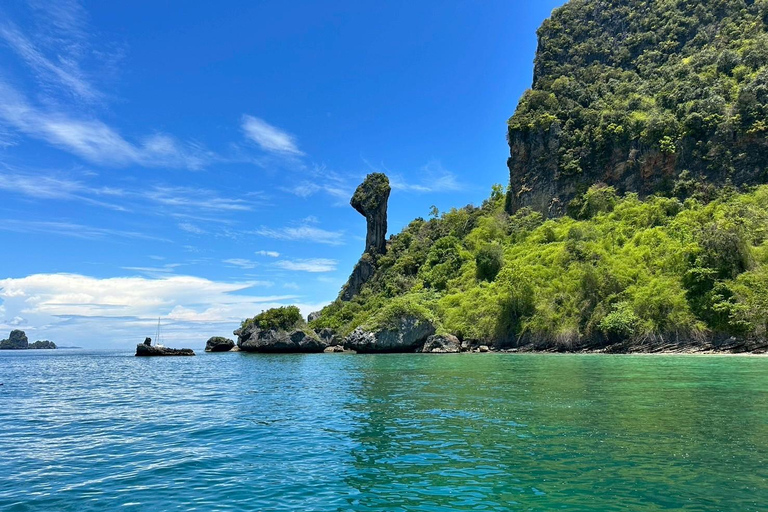 Krabi: Phi Phi-eilanden zonsopgangtour &amp; 4 eilanden per speedboot