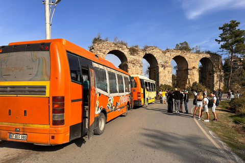 Side: All-Inclusive Cabrio Bus Tour Around Green Canyon/Lake