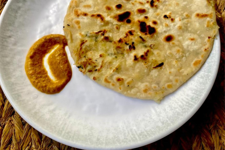 Kathmandu: Aloo Paratha Cooking Class