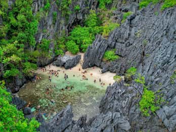 El Nido: Island Hopping and Snorkeling Private Boat Tour