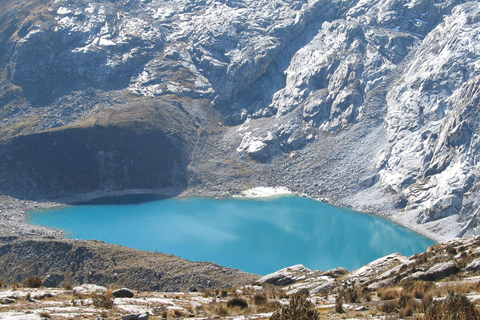 Huaraz: Tour guiado de 4 dias pelo Trekking Santa Cruz