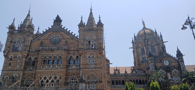 Mumbai Markets & Temple Tour – Local Bazaars Experience