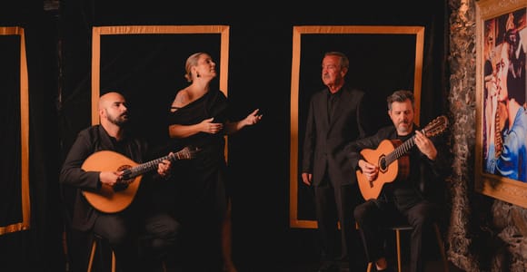 Madeira: Live Music & Wine Experience (Portuguese Fado Show)
