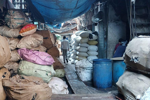 Mumbai: tour di 2 ore dello slum di Dharavi con guida localeTOUR PRIVATO