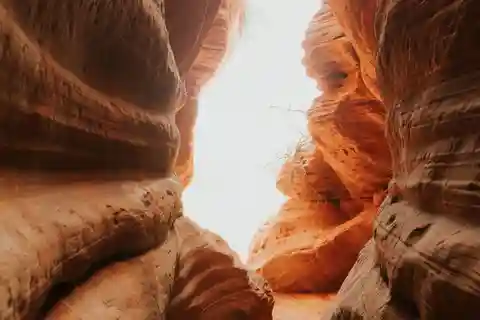 Kanab: Peekaboo Slot Canyon Off-Road Tour