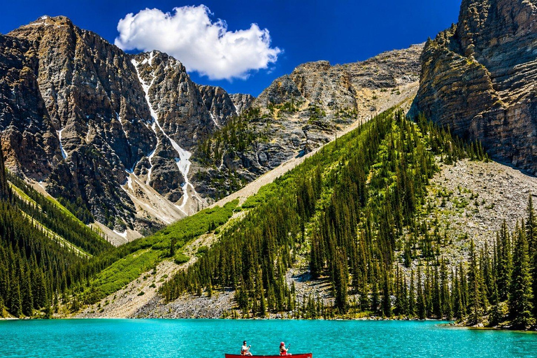 From Edmonton: Moraine Lake, Lake Louise, and Banff Day Trip