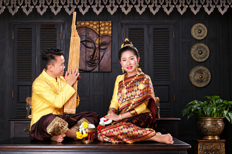 Vientiane: Premium Traditional Costume Photoshoot Vientiane: Premium Traditional Costume Photoshoot