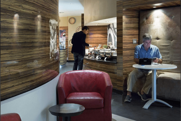 O. R. Tambo International Airport (JNB) : Lounge Entry Mashonzha Lounge - Lounge Entry 3 Hours