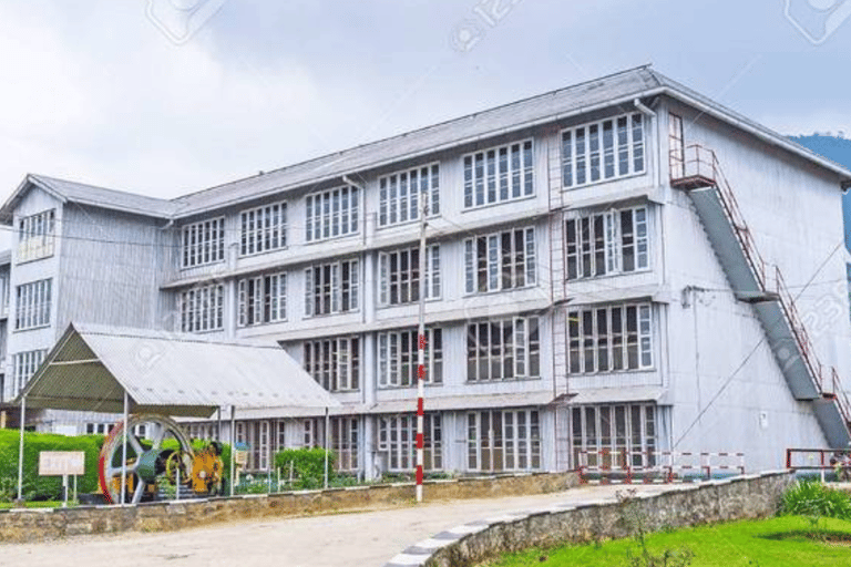 Two-Day Comprehensive Kandy and Nuwara Eliya Exploration Pac