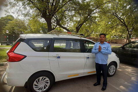 From Delhi: Taj Mahal Day Trip with Traditional Indian Lunch Delhi: Taj Mahal with Traditional Indian Lunch, Car, Tickets