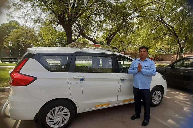 From Delhi: Taj Mahal Day Trip with Traditional Indian Lunch Delhi: Taj Mahal with Traditional Indian Lunch, Car, Tickets