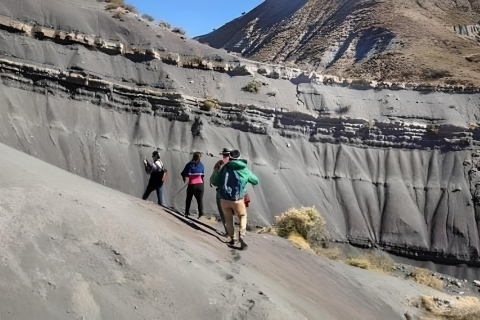 Sucre: 3 days trek in Inca Trails and the Crater de Maragua 3 days exploring the mountains and the Crater de Maragua