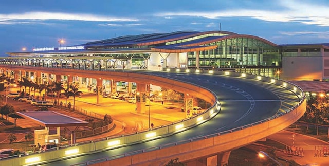 Fasttrack Tan Son Nhat International Airports (SIM Option)