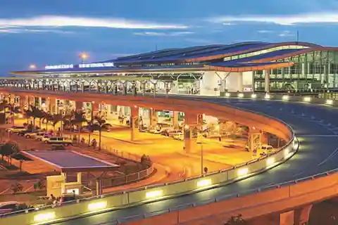 Fasttrack Tan Son Nhat International Airports (SIM-Option)