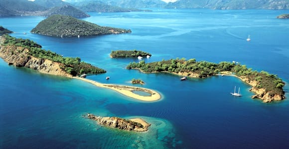 Fethiye: 12 Islands Boat Tour with Lunch and Hotel Transfer
