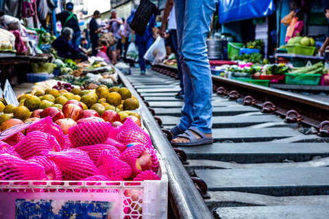 From Bangkok: Amphawa Floating Market & Maeklong Tour