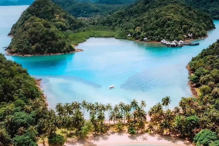 Phi Phi lee: Overwater Villa Stay with Boat Transfers