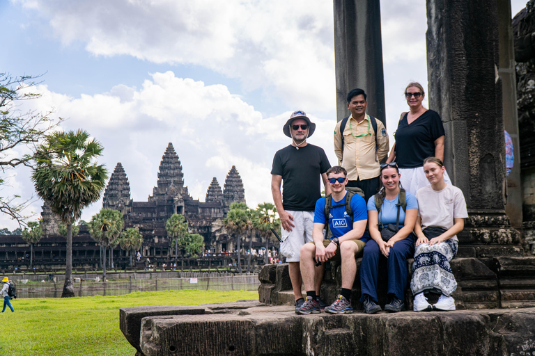 Siem Reap: Angkor Wat Sunset Full-Day Tour Include Lunch Vespa Option + English Guide