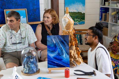 ART TOUR GUADELOUPE: guided visits, local lunch by private bus ART TOUR GUADELOUPE: guided tours, local lunch, by private bus
