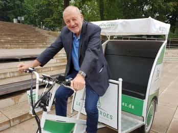 Private crime city tour by rickshaw including guide