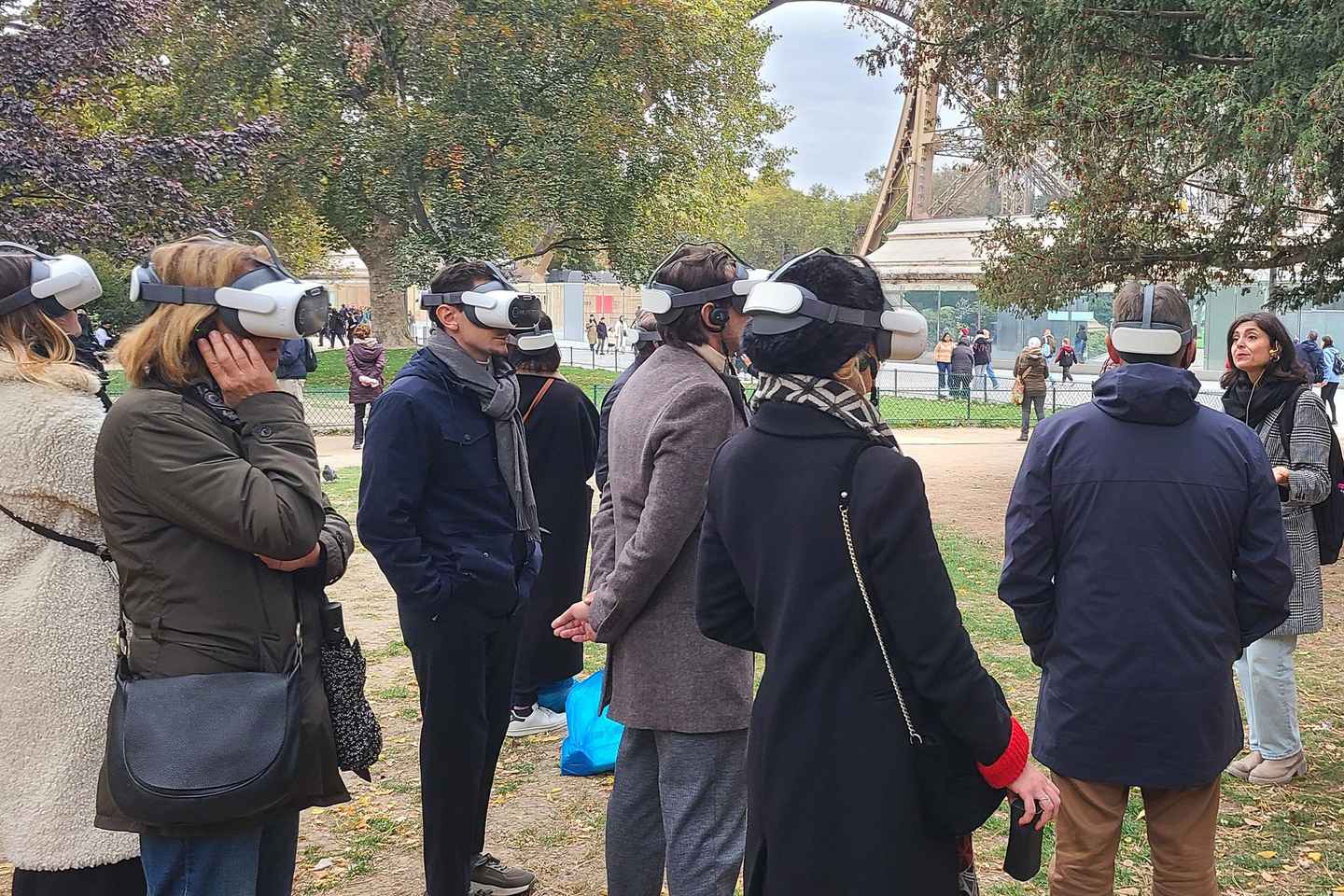 Parigi: Tour immersivo Torre Eiffel con realtà virtuale