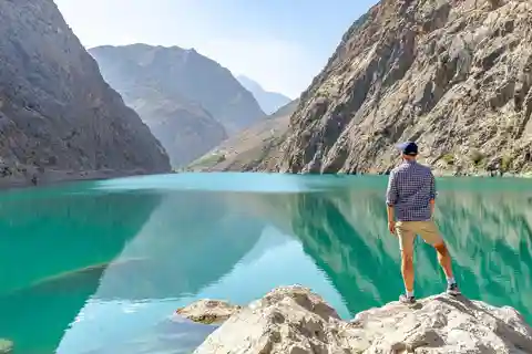 Seven Lakes Escape: A day in the Fann Mountains