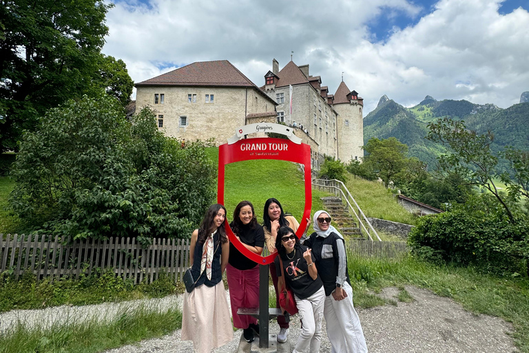 Bern: Gruyere Region Tour with Fondue, Chocolate & Spa