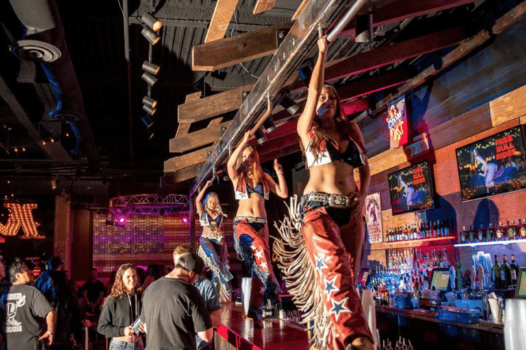 Las Vegas: Country Bar Crawl by Party Bus w/ Mixed Drinks