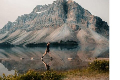 From Calgary: Columbia Icefield Day Trip with Skywalk
