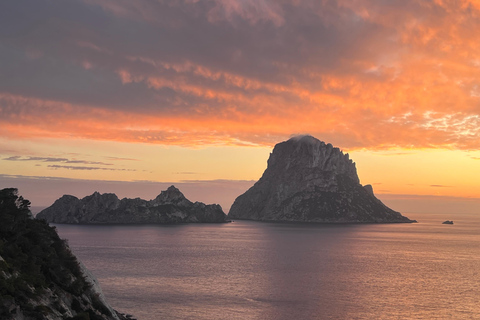 IBIZA: ES VEDRA SOLNEDGÅNGSTUREs Vedra solnedgångstur