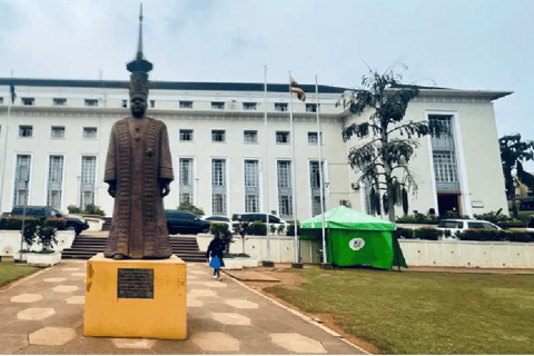 Kampala: Buganda Cultural Trail & Wakaliwood Tour