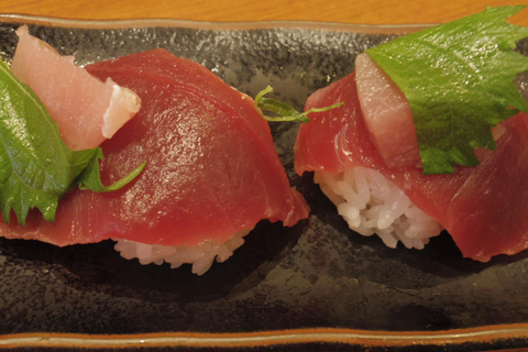 Osaka: Private Tailor-Made Food Tour with a local guide