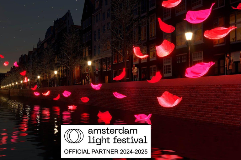 Amsterdam: Light Festival Canal Cruise with Live Commentary