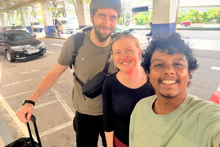 Negombo: Trincomalee Transfer with Dambulla Cave Temple