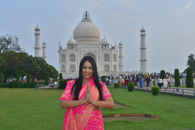 Delhi: 8 Days Golden Triangle with Udaipur or Pushkar Tour Tour with 5-Star Hotel Accommodation