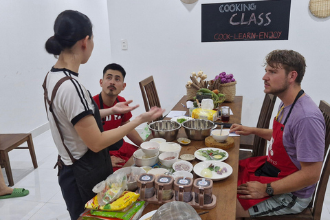 Hoi An: Authentic Vietnamese Cooking Class & Market Tour Hoi An: Authentic Vietnamese Cooking Class & Market Tour