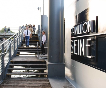 Paris: Seine river Dinner Cruise with 3-Course Gourmet Menu