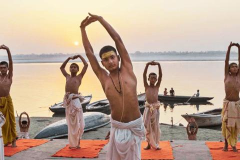 Varanasi Sunrise Bliss En båttur och Ganga-ceremoni